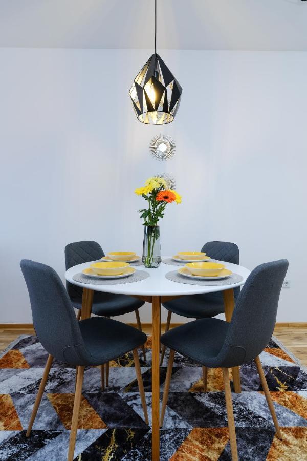Sara Apartments Visoko Eksteriør billede